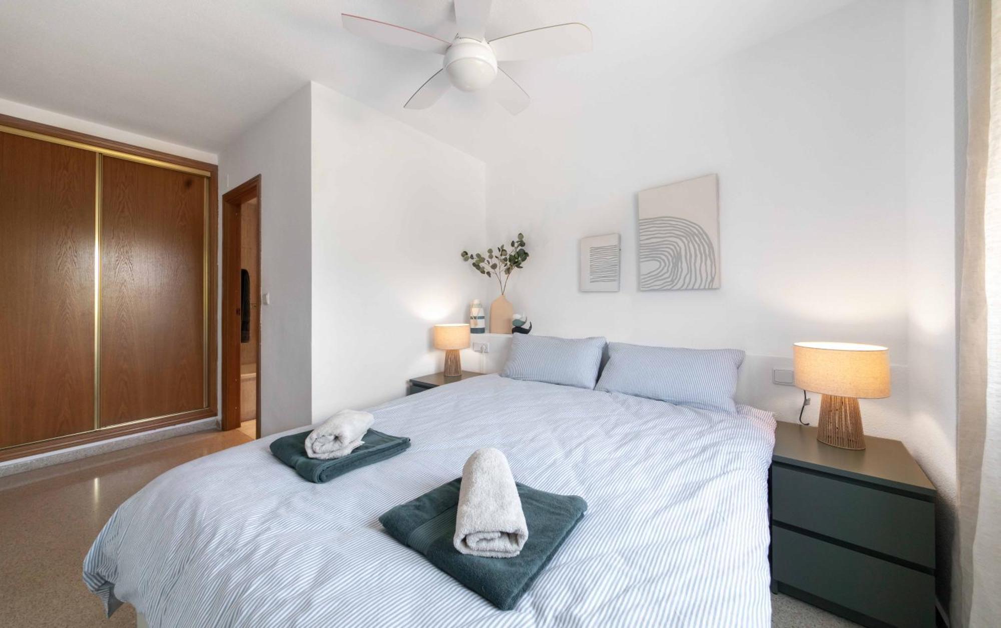 B L U E: Muchavista Sea View Apartment 坎佩略 外观 照片